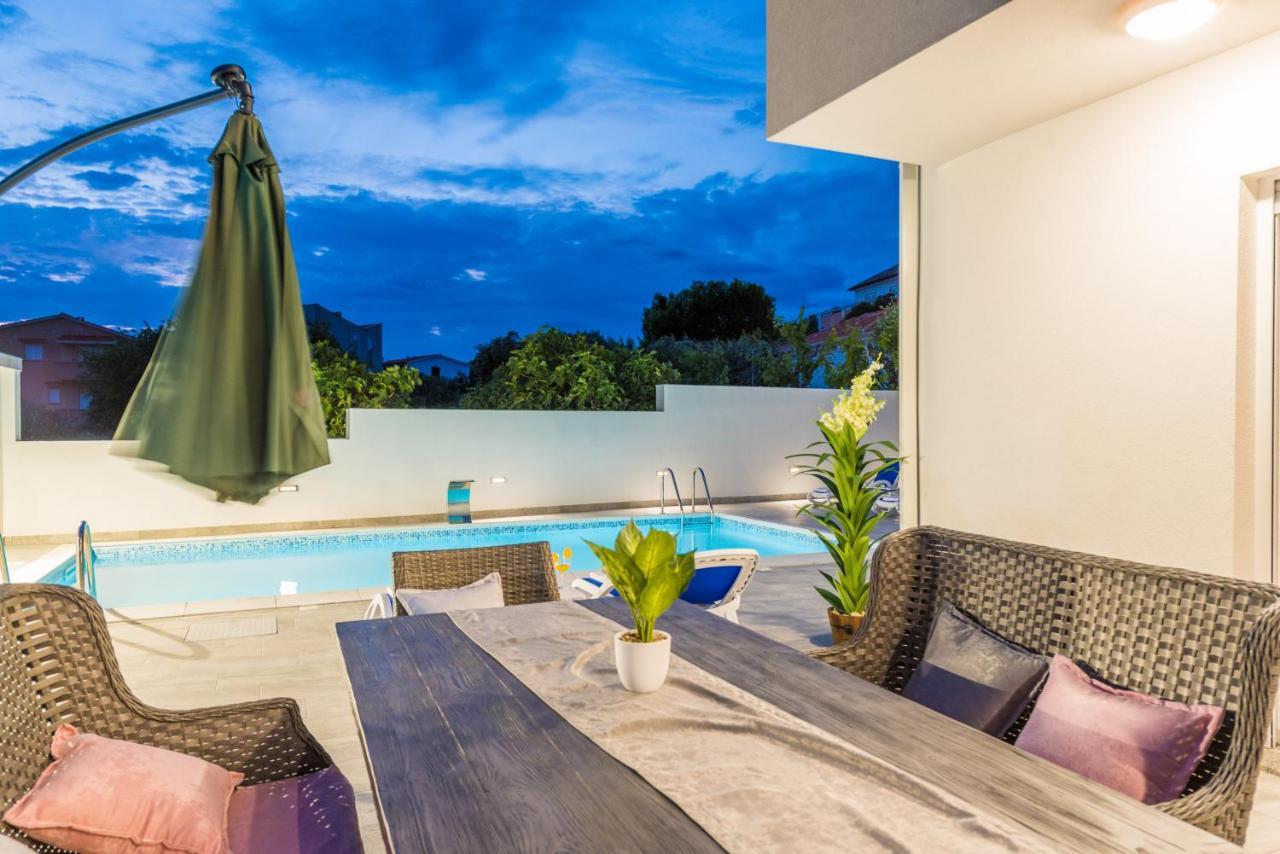 Villa Jana Luxury Apartments 노바야 외부 사진