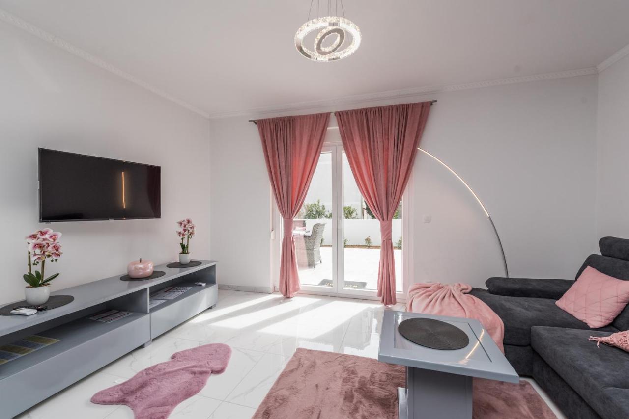 Villa Jana Luxury Apartments 노바야 외부 사진