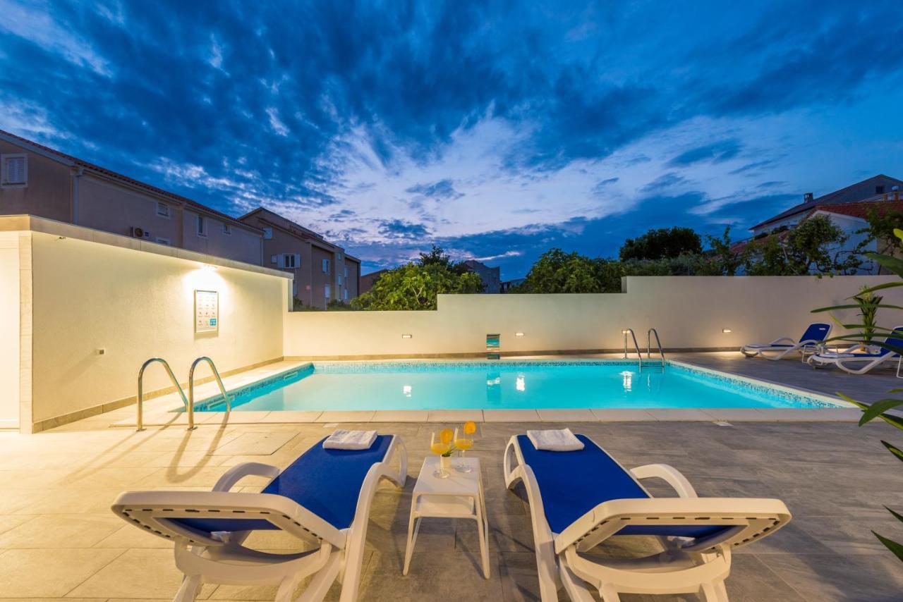 Villa Jana Luxury Apartments 노바야 외부 사진