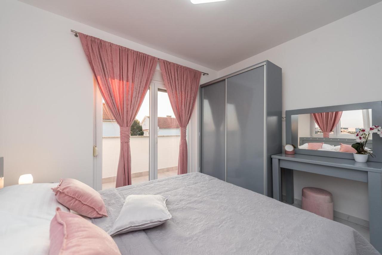 Villa Jana Luxury Apartments 노바야 외부 사진